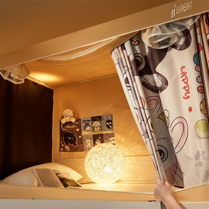 91家纺网 家纺一手货源 找家纺 迪凡保罗蚊帐 2025新款2416纳米环保加厚强遮光大版数码印花学生蚊帐（自带靠墙帘） 大眼猫