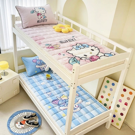 米帛家纺 2024新款三丽鸥牛奶绒学生软垫 樱桃凯蒂猫