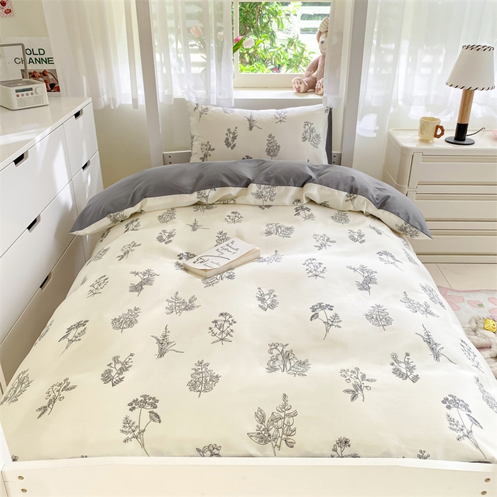 91家纺网 家纺一手货源 找家纺 本制 2024新款学生季全棉印花三件套 赫本