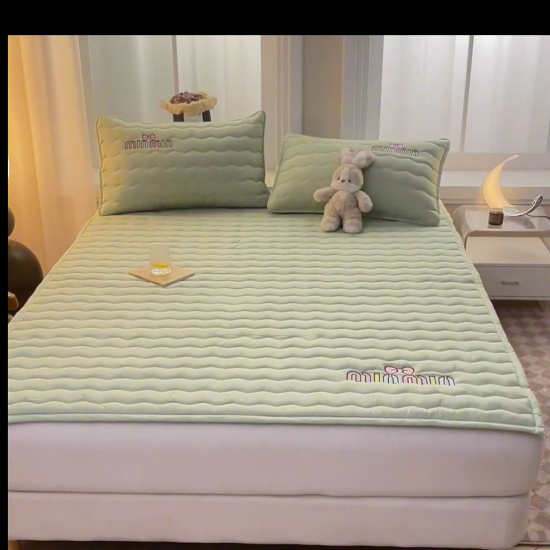 91家纺网 家纺一手货源 找家纺 恋绒家纺 2025新款刺绣款床褥床护垫绣花床垫 mini-薄荷绿