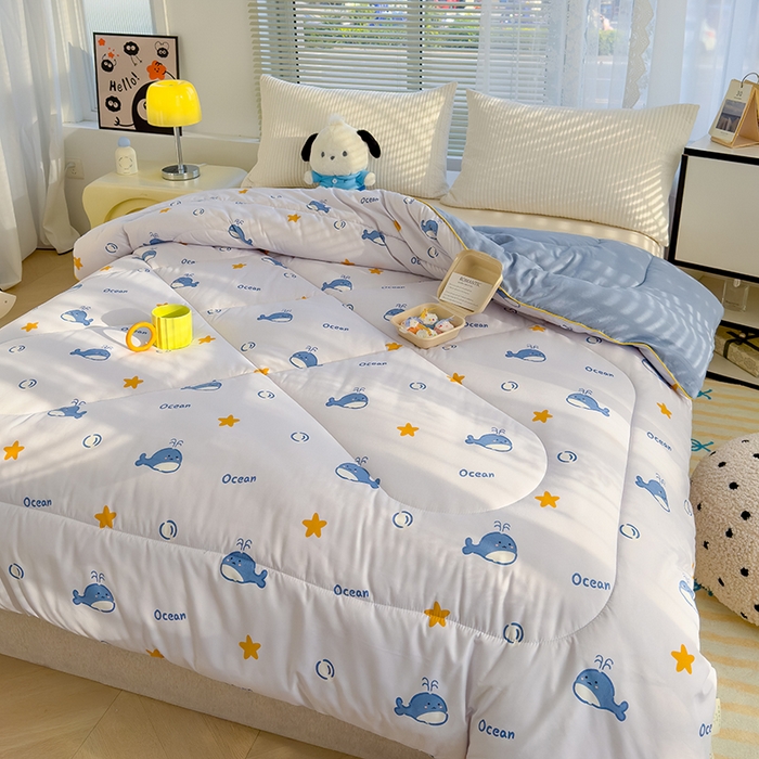 91家纺网 家纺一手货源 找家纺 卡派 2024新款亲肤水洗棉印花春秋被 小海豚