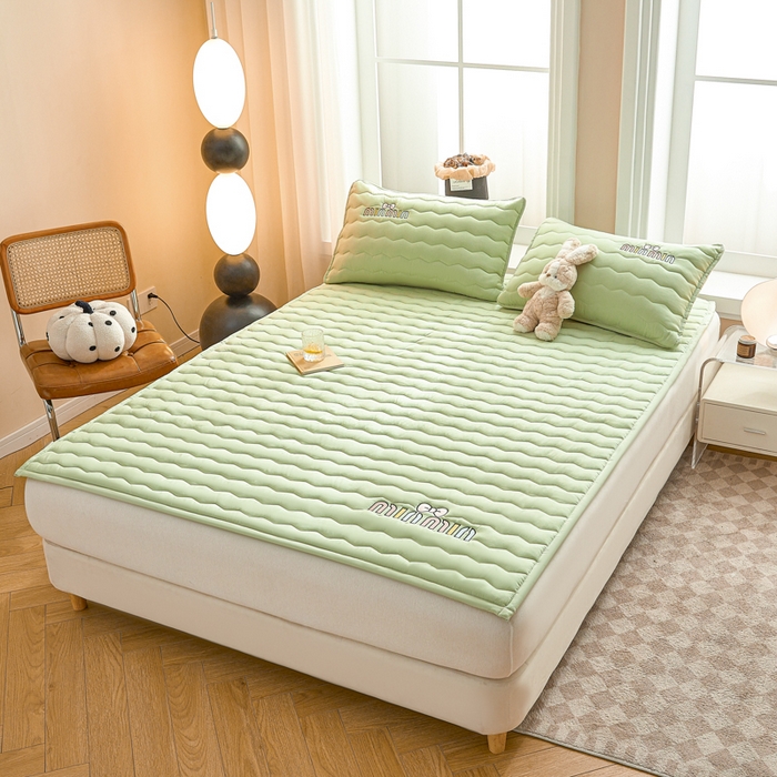 91家纺网 家纺一手货源 找家纺 恋绒家纺 2025新款刺绣款床褥床护垫绣花床垫 mini-薄荷绿