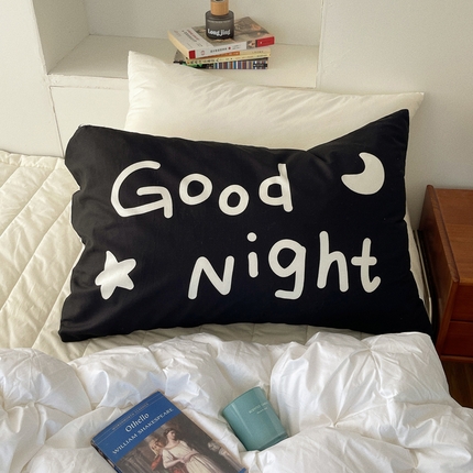 91家纺网 家纺一手货源 找家纺 蜜宿 2024新款全棉数码印花枕套 月亮晚安