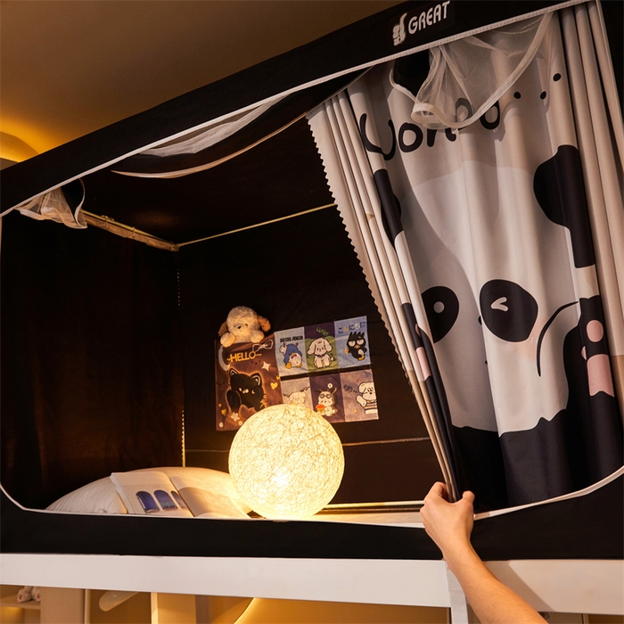 91家纺网 家纺一手货源 找家纺 迪凡保罗蚊帐 2025新款2416纳米环保加厚强遮光大版数码印花学生蚊帐（自带靠墙帘） 可爱熊猫