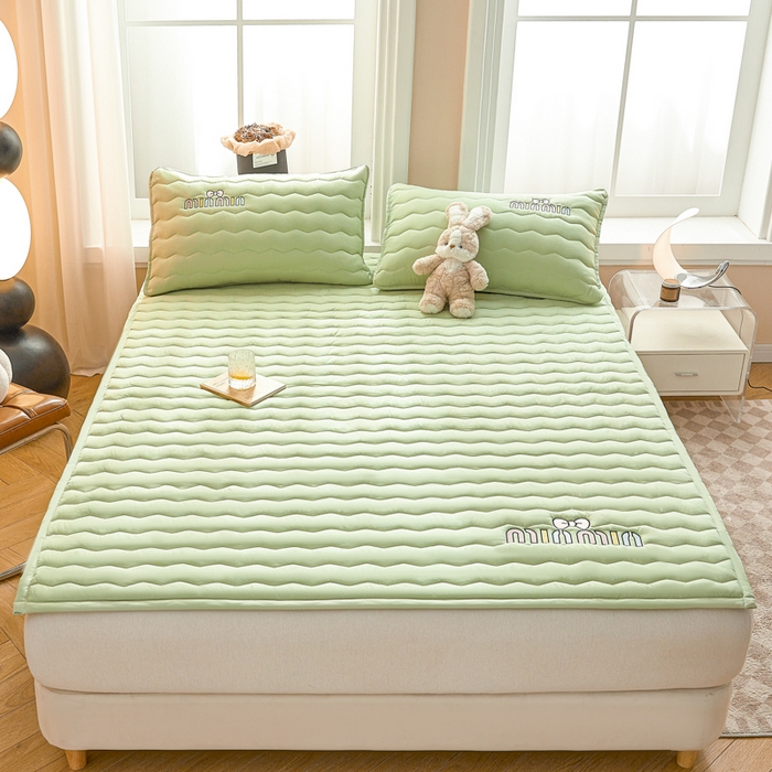 91家纺网 家纺一手货源 找家纺 恋绒家纺 2025新款刺绣款床褥床护垫绣花床垫 mini-薄荷绿