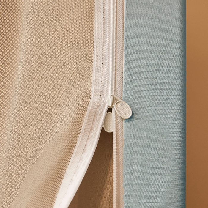 91家纺网 家纺一手货源 找家纺 2024新款学生宿舍强遮光坐床蚊帐 蓝色-花朵小熊