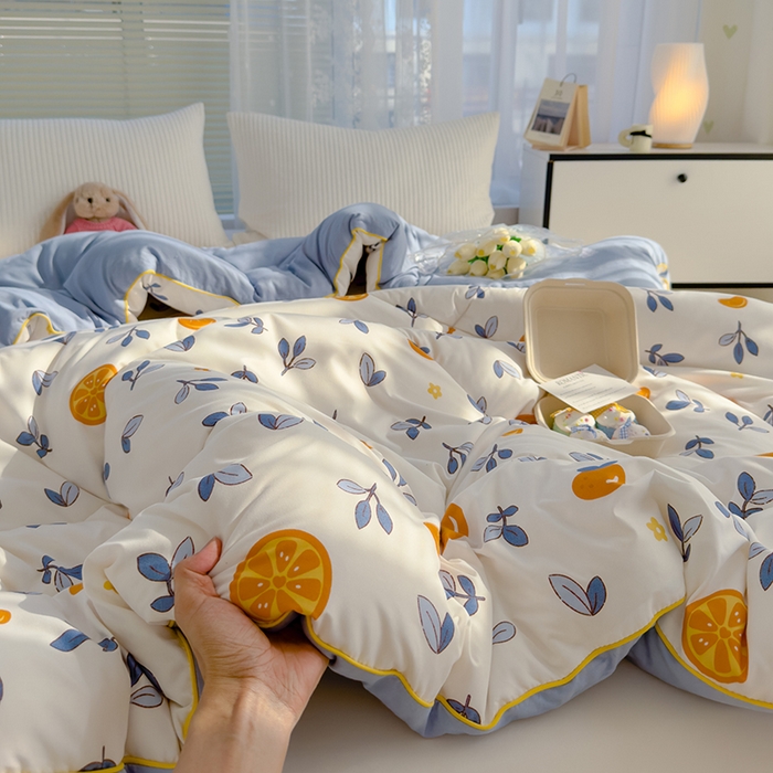91家纺网 家纺一手货源 找家纺 卡派 2024新款亲肤水洗棉印花春秋被 橙子