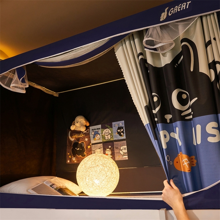 91家纺网 家纺一手货源 找家纺 迪凡保罗蚊帐 2025新款2416纳米环保加厚强遮光大版数码印花学生蚊帐（自带靠墙帘） 贪吃猫