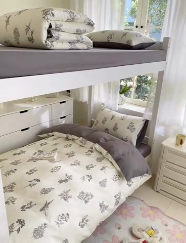 91家纺网 家纺一手货源 找家纺 本制 2024新款学生季全棉印花三件套 赫本