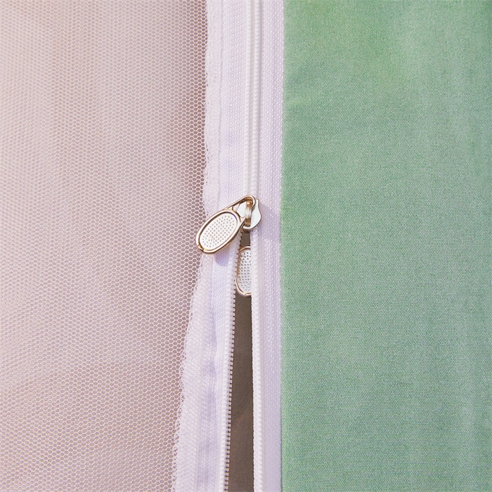 91家纺网 家纺一手货源 找家纺 迪凡保罗蚊帐 2025新款2416纳米环保加厚强遮光大版数码印花学生蚊帐（自带靠墙帘） 青蛙王子