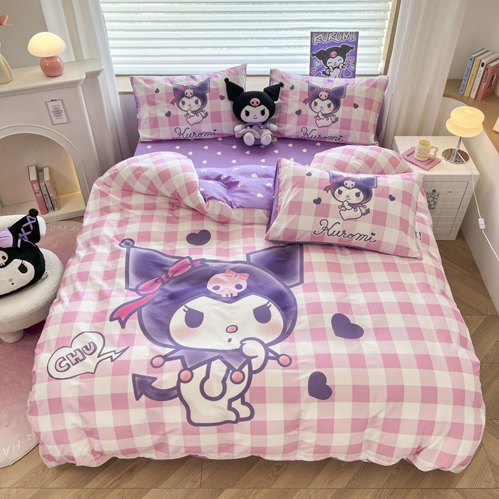 91家纺网 家纺一手货源 找家纺 暮思家居 2024新款正版授权三丽鸥大阪全棉数码印花纯棉四件套 大版-格子库洛米