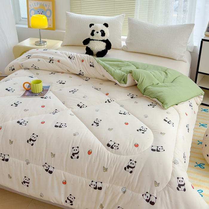 91家纺网 家纺一手货源 找家纺 迪乐妮家居 2024新款亲肤水洗棉印花春秋被 熊猫