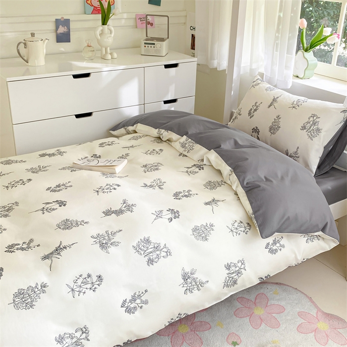 91家纺网 家纺一手货源 找家纺 本制 2024新款学生季全棉印花三件套 赫本