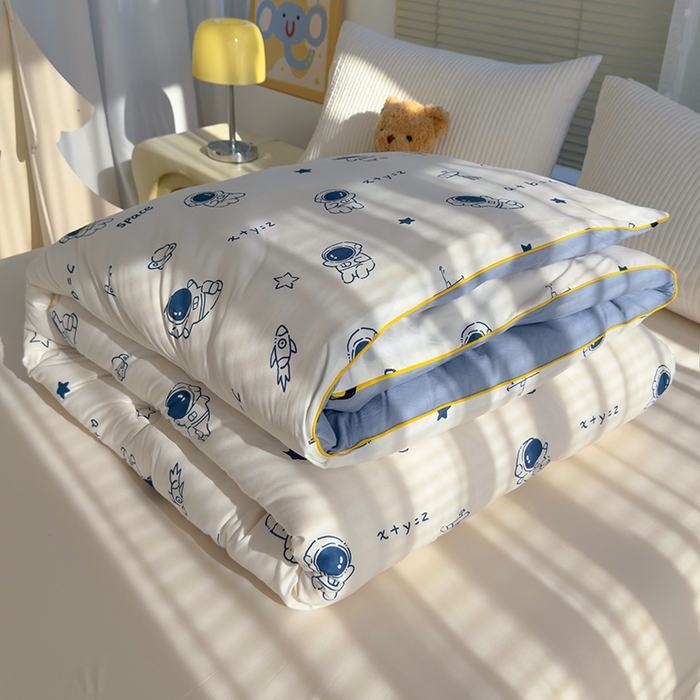 91家纺网 家纺一手货源 找家纺 卡派 2024新款亲肤水洗棉印花春秋被 太空人