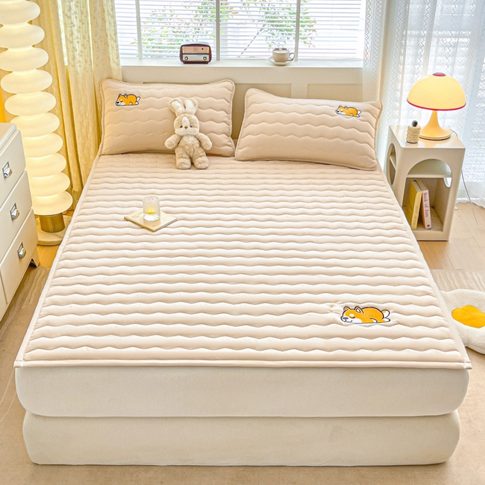 91家纺网 家纺一手货源 找家纺 恋绒家纺 2025新款刺绣款床褥床护垫绣花床垫 柯基KJ-奶油杏