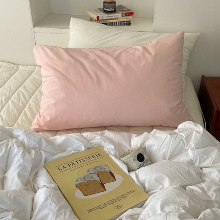 91家纺网 家纺一手货源 找家纺 蜜宿 2024新款纯色条纹双拼枕套 樱粉咖条