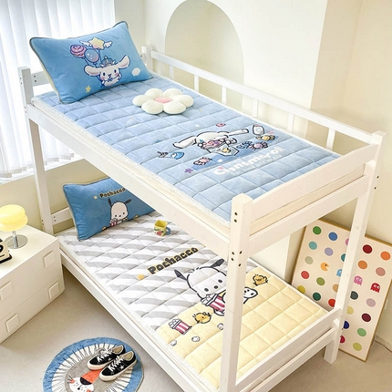 米帛家纺 2024新款三丽鸥牛奶绒学生软垫 糖果玉桂狗