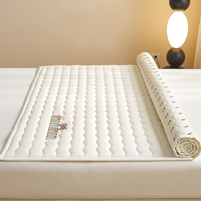 91家纺网 家纺一手货源 找家纺 恋绒家纺 2025新款刺绣款床褥床护垫绣花床垫 mini-象牙白