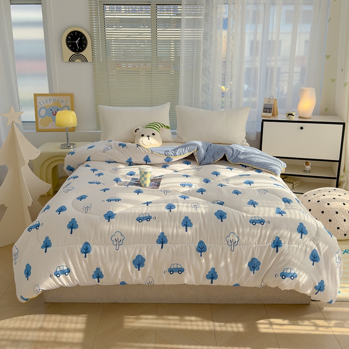 91家纺网 家纺一手货源 找家纺 卡派 2024新款亲肤水洗棉印花春秋被 密林