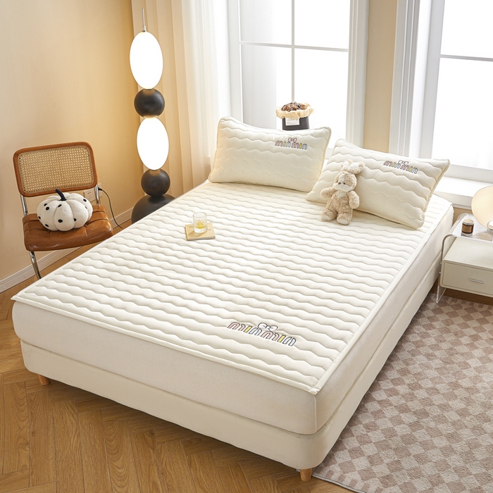 91家纺网 家纺一手货源 找家纺 恋绒家纺 2025新款刺绣款床褥床护垫绣花床垫 mini-象牙白