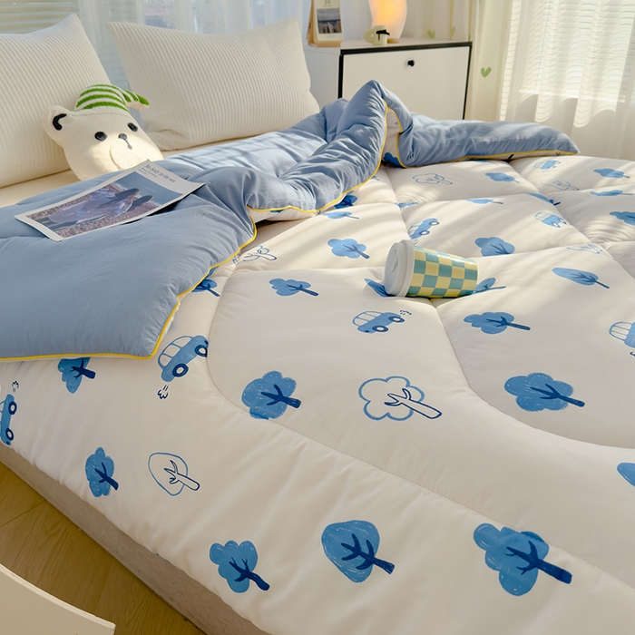 91家纺网 家纺一手货源 找家纺 卡派 2024新款亲肤水洗棉印花春秋被 密林