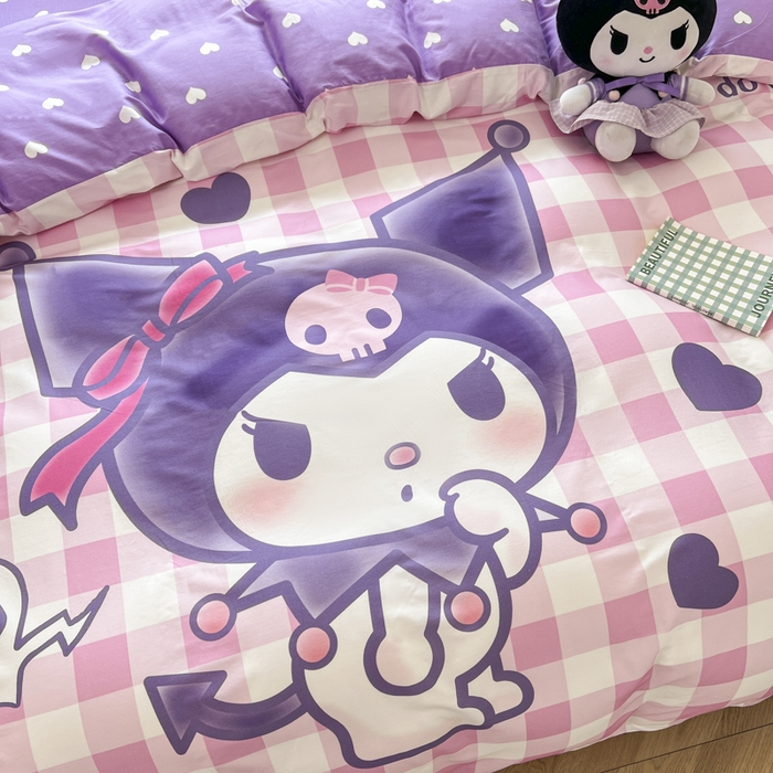 91家纺网 家纺一手货源 找家纺 暮思家居 2024新款正版授权三丽鸥大阪全棉数码印花纯棉四件套 大版-格子库洛米