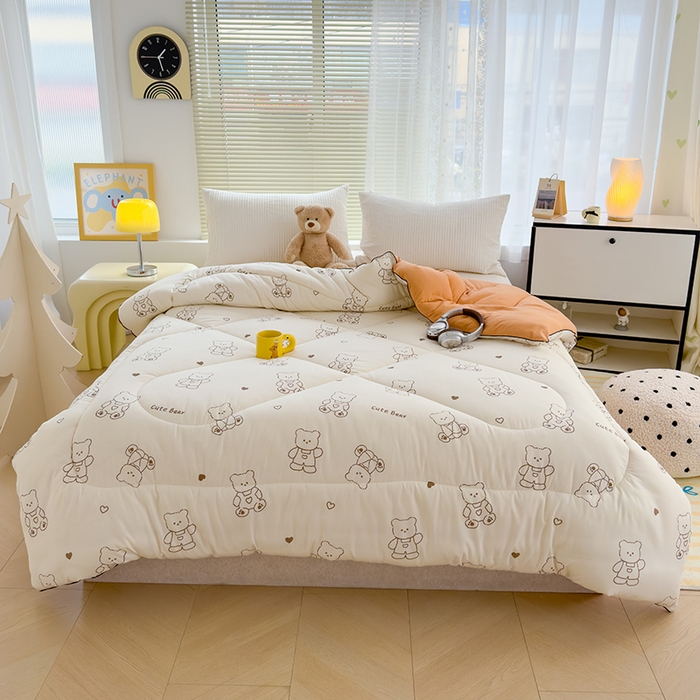 91家纺网 家纺一手货源 找家纺 卡派 2024新款亲肤水洗棉印花春秋被 爱心小熊