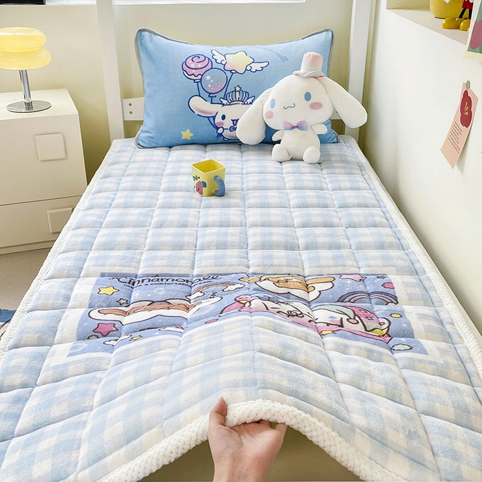 91家纺网 家纺一手货源 找家纺 米帛家纺 2024新款三丽鸥牛奶绒学生软垫 玉桂狗家族