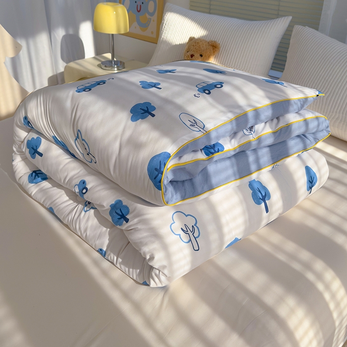 91家纺网 家纺一手货源 找家纺 卡派 2024新款亲肤水洗棉印花春秋被 密林