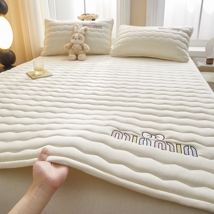恋绒家纺 2025新款刺绣款床褥床护垫绣花床垫 mini-象牙白