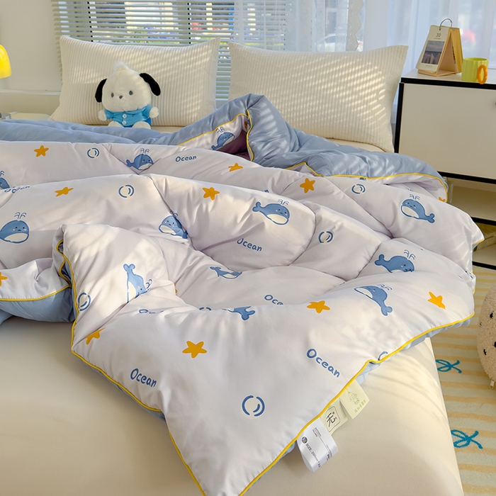 91家纺网 家纺一手货源 找家纺 卡派 2024新款亲肤水洗棉印花春秋被 小海豚