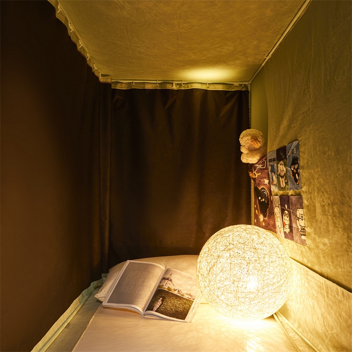 91家纺网 家纺一手货源 找家纺 迪凡保罗蚊帐 2025新款2416纳米环保加厚强遮光大版数码印花学生蚊帐（自带靠墙帘） 牛油果奶