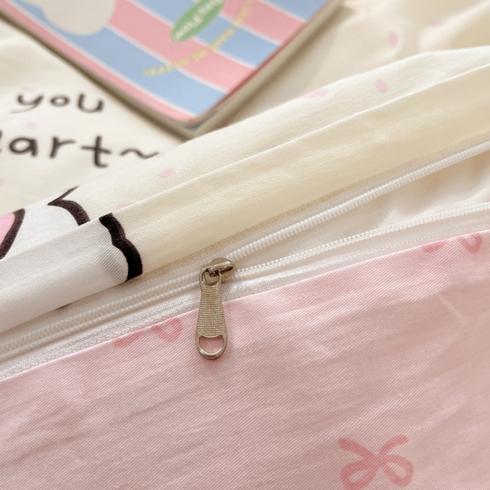 91家纺网 家纺一手货源 找家纺 慕尚家纺 2025新款全棉印花四件套 桃心狗