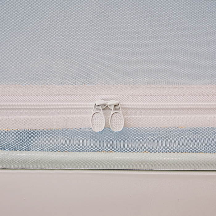 91家纺网 家纺一手货源 找家纺 2024新款学生宿舍强遮光坐床蚊帐 蓝色-花朵小熊