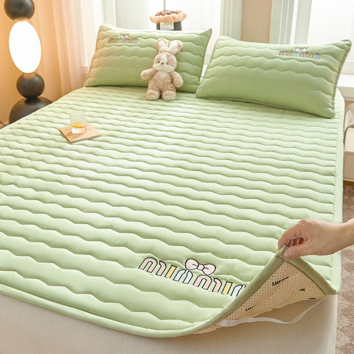 91家纺网 家纺一手货源 找家纺 恋绒家纺 2025新款刺绣款床褥床护垫绣花床垫 mini-薄荷绿