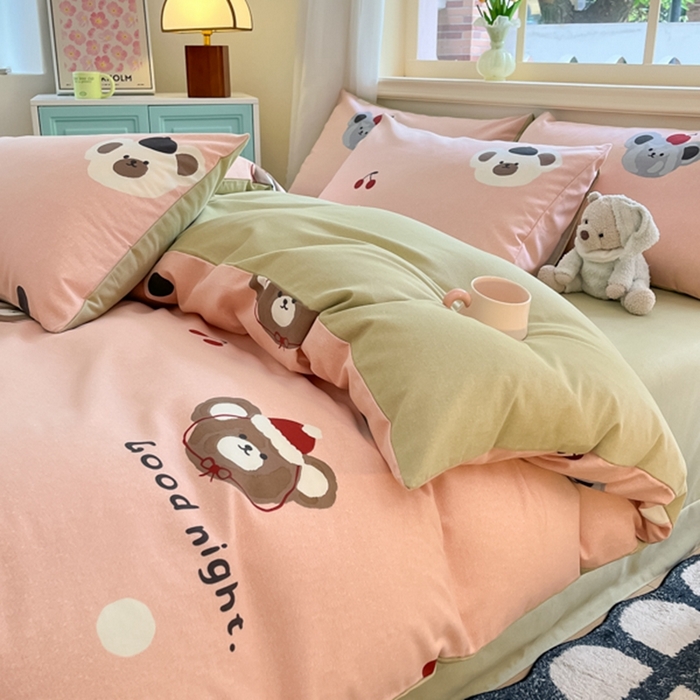 91家纺网 家纺一手货源 找家纺 莱米家纺 2024新款全棉加厚磨毛印花四件套 节日熊