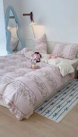 91家纺网 家纺一手货源 找家纺 2024新款13070跑量款全棉四件套--洛丽塔系列 甜品小熊