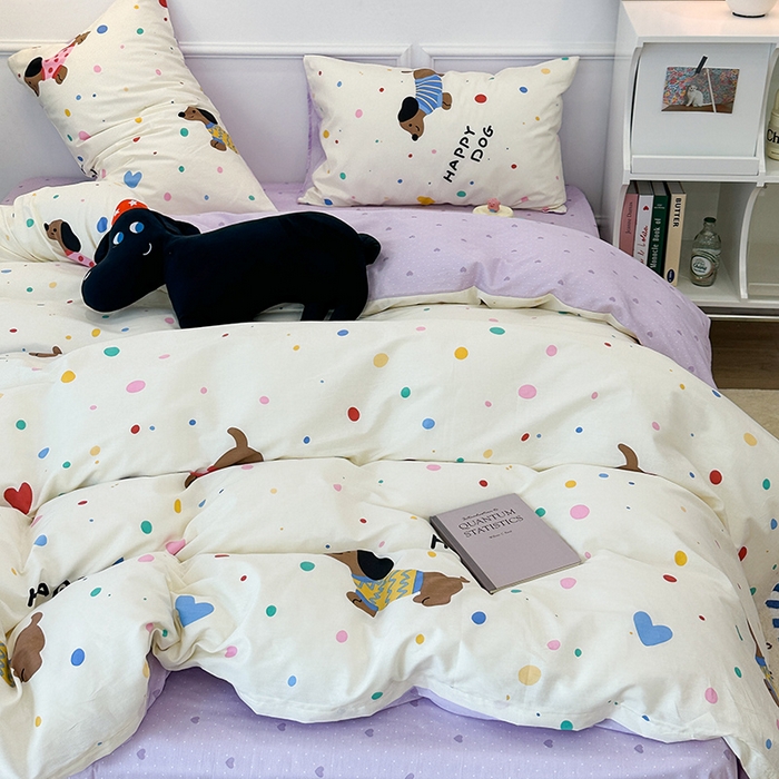 91家纺网 家纺一手货源 找家纺 2024新款13070跑量款全棉四件套--卡通系列 点点毛衣狗