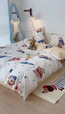 91家纺网 家纺一手货源 找家纺 2024新款13070跑量款全棉四件套--卡通系列 烟花小狗