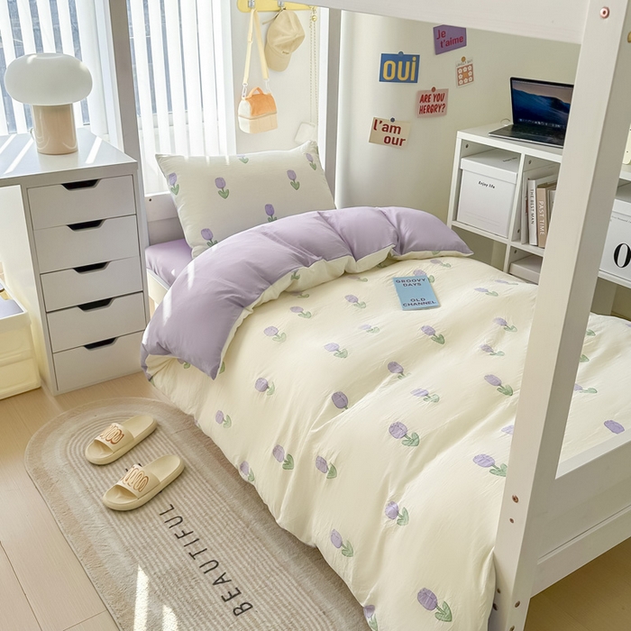 91家纺网 家纺一手货源 找家纺 2024新款水洗棉小清新印花学生三件套（床笠床套款） 紫郁盛开