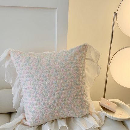 91家纺网 家纺一手货源 找家纺 （总）吾欢心 2025新款公主风花边抱枕  