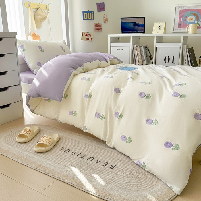 91家纺网 家纺一手货源 找家纺 2024新款水洗棉小清新印花学生三件套（床笠床套款） 紫郁盛开