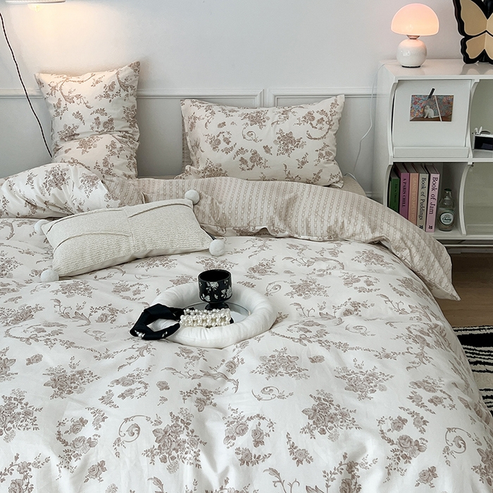 91家纺网 家纺一手货源 找家纺 2024新款13070跑量款全棉四件套--花卉系列 亚瑟花园