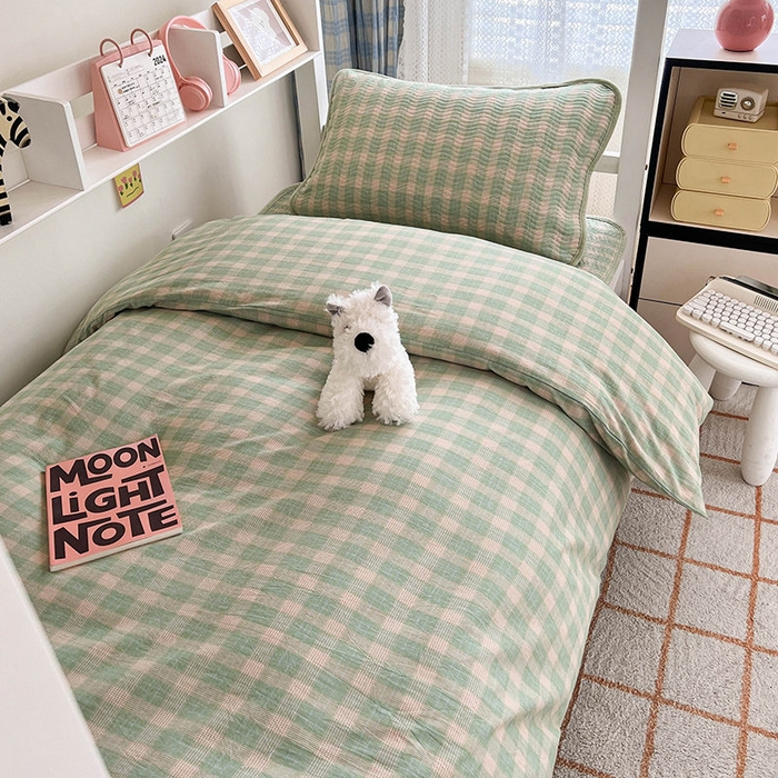 91家纺网 家纺一手货源 找家纺 沐纯家居 2024新款开学季（A类全棉水洗棉，棉加绒）床盖三件套  田园绿