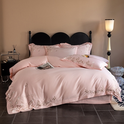 心悦家纺 2024新款高支高密120支长绒棉刺绣四件套 萝莉粉