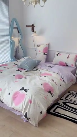 91家纺网 家纺一手货源 找家纺 2024新款13070跑量款全棉四件套--小清新系列 泼墨爱心蝴蝶结