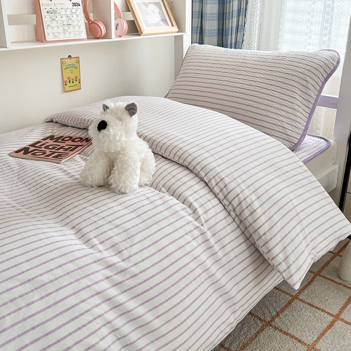 91家纺网 家纺一手货源 找家纺 沐纯家居 2024新款开学季（A类全棉水洗棉，棉加绒）床盖三件套  可乐紫