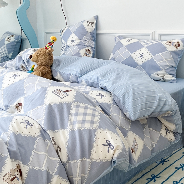 91家纺网 家纺一手货源 找家纺 2024新款13070跑量款全棉四件套--卡通系列 菱格学院熊