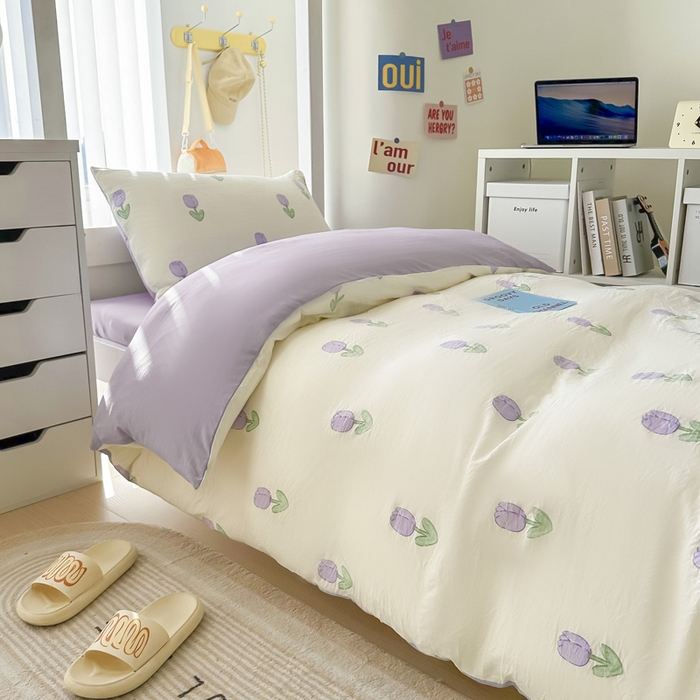 91家纺网 家纺一手货源 找家纺 2024新款水洗棉小清新印花学生三件套（床笠床套款） 紫郁盛开