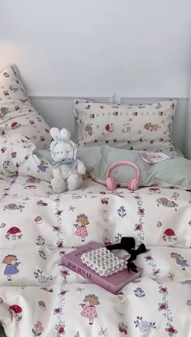 91家纺网 家纺一手货源 找家纺 2024新款13070跑量款全棉四件套--小清新系列 蘑菇女孩